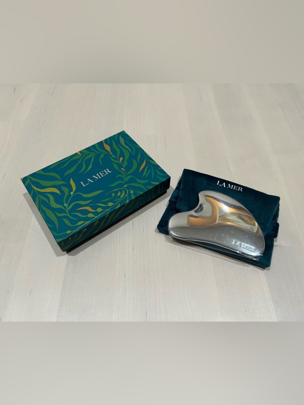 New La Mer Facial Gua Sha Massage Tool